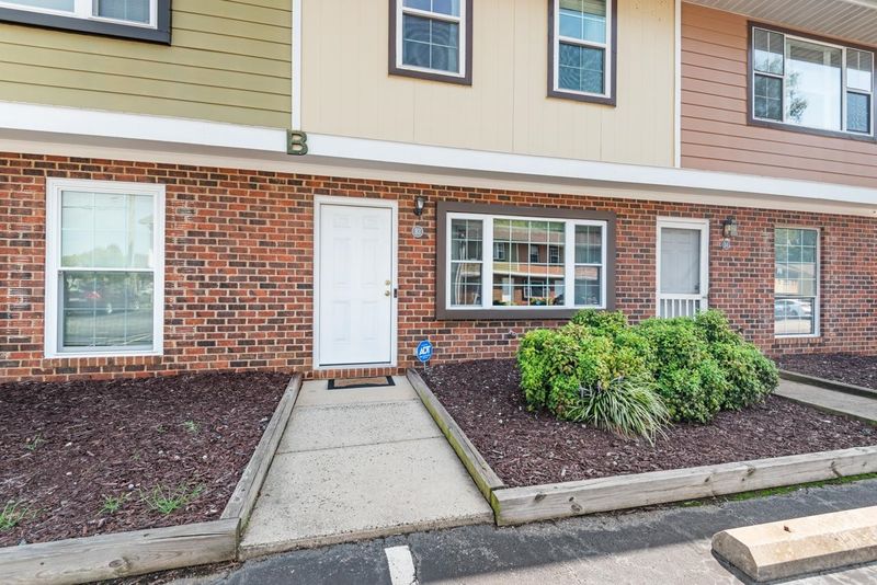 1241 S Fifth St #B3, Mebane, NC 27302