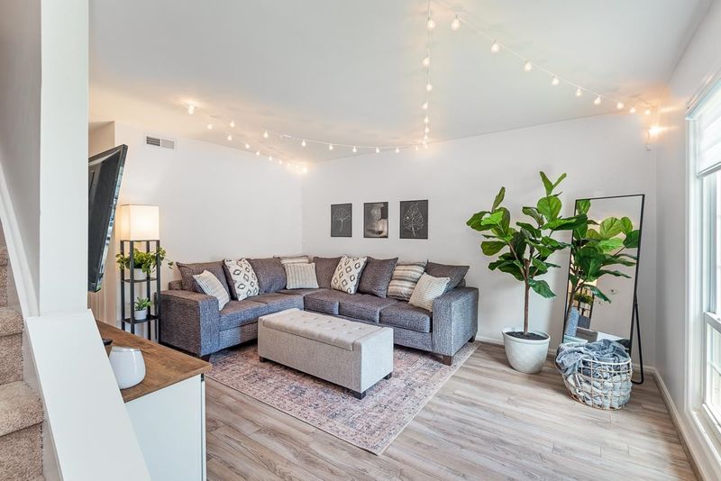 1241 S Fifth St #C1, Mebane, NC 27302