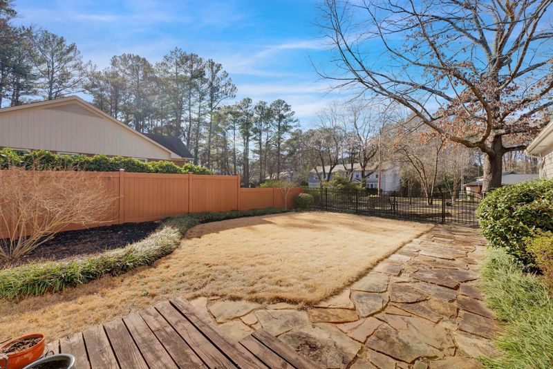 1241 E Springhill Ct, Cary, NC 27511