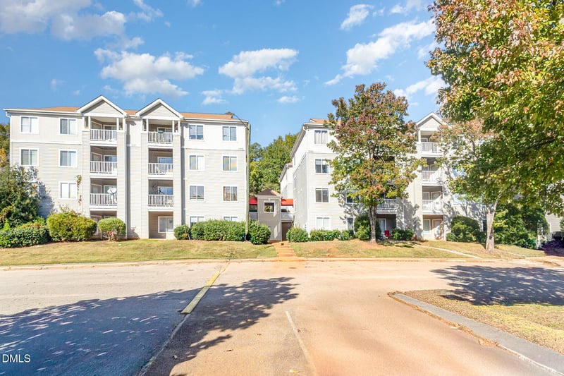 1241 University Ct #204, Raleigh, NC 27606