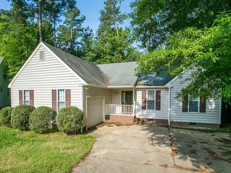 1242 Beringer Forest Ct, Wake Forest, NC 27587