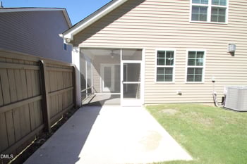 1242 Underbrush Dr, Durham, NC 27703