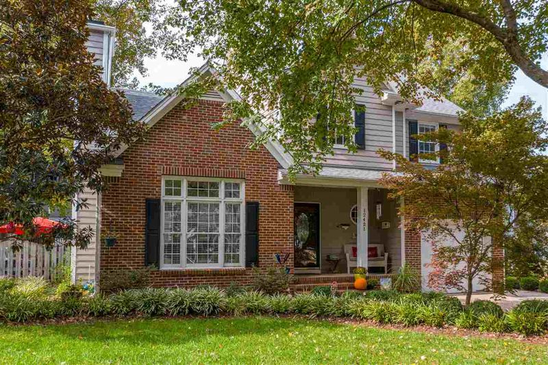 12421 Harcourt Dr, Raleigh, NC 27613