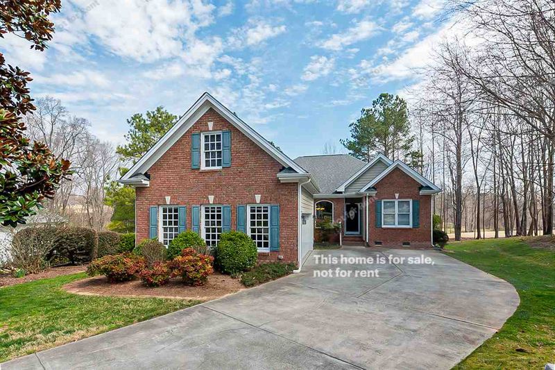 1243 Champions Pointe Dr, Durham, NC 27712
