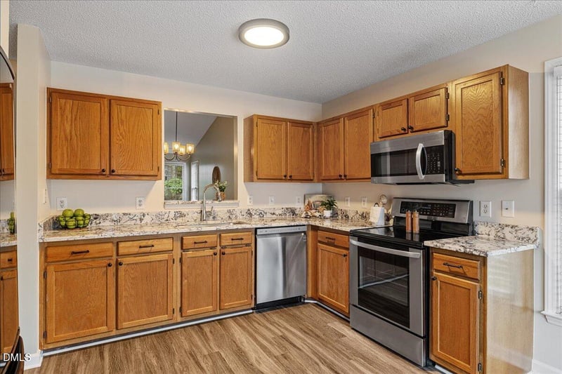 12436 Harcourt Dr, Raleigh, NC 27613