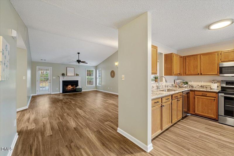 12436 Harcourt Dr, Raleigh, NC 27613