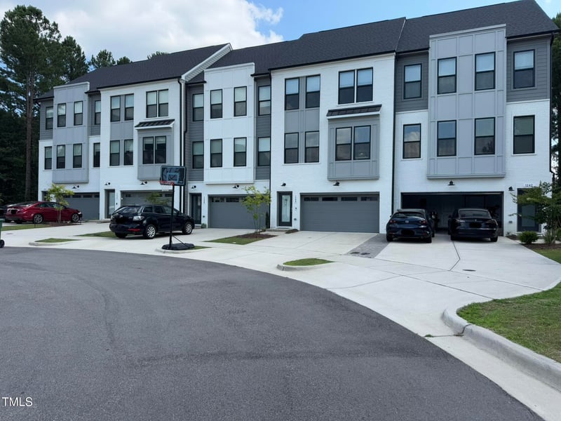 1244 Corkery Ridge Ct, Cary, NC 27519
