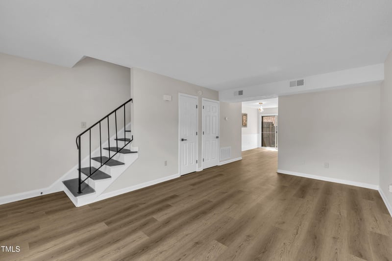 1244 Donaldson Ct, Cary, NC 27511