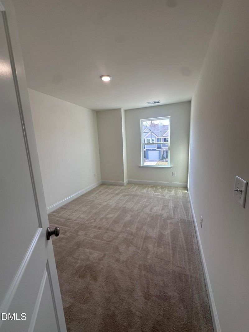 1244 Hammond Dr, Mebane, NC 27302