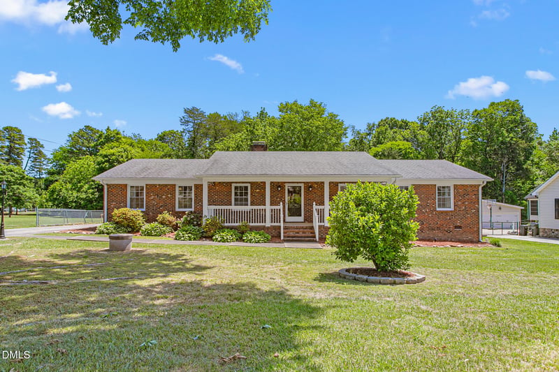 1244 Lawndale Dr, Graham, NC 27253
