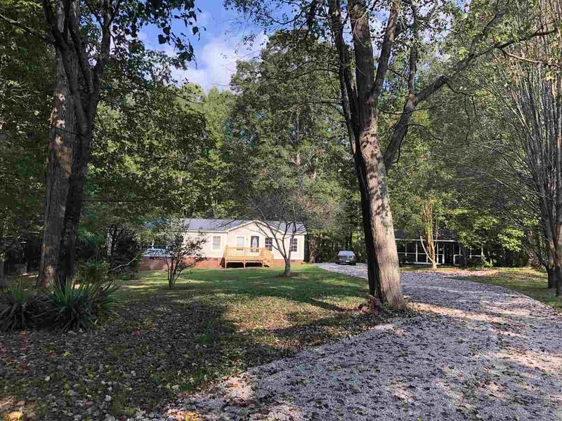 1244 Shannonbrook Ln, Raleigh, NC 27603