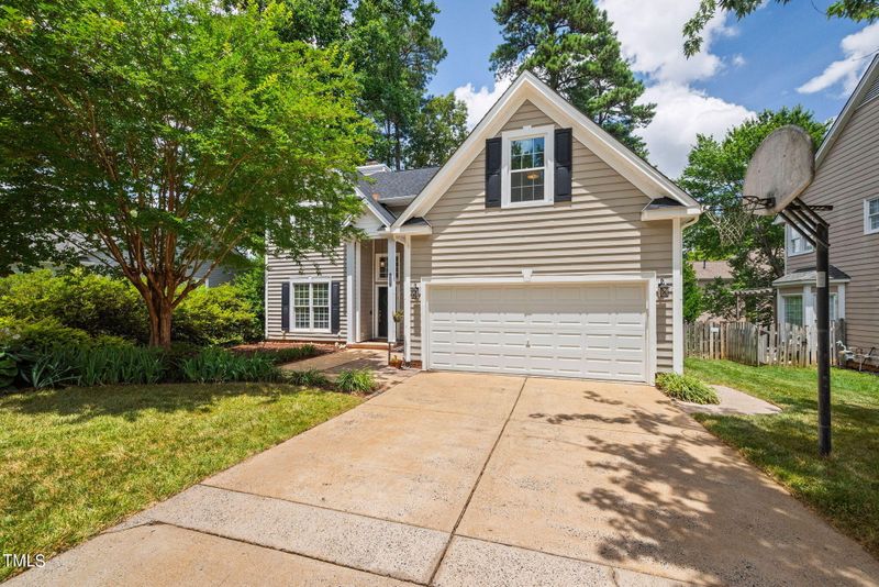 12441 Harcourt Dr, Raleigh, NC 27613