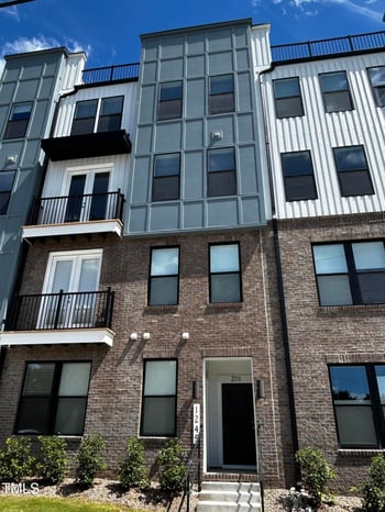 1245 Blount St #201, Raleigh, NC 27601