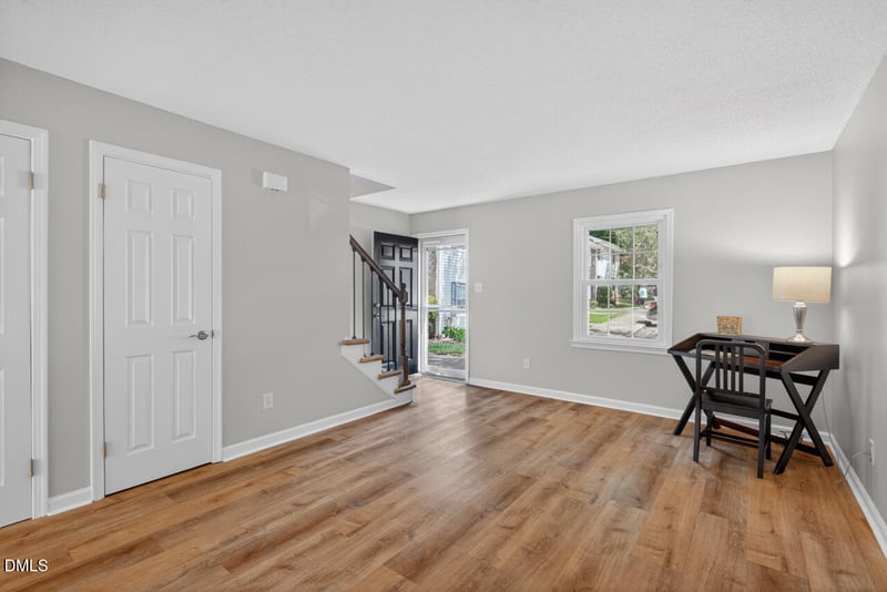 1245 Donaldson Ct, Cary, NC 27511