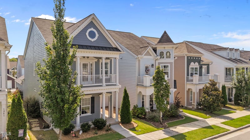 1245 Russet Ln, Apex, NC 27523
