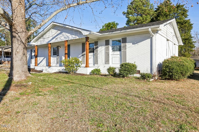 1246 Nc 27 , Benson, NC 27504
