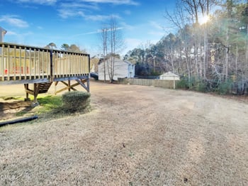 1247 Braemar Highland Dr, Zebulon, NC 27597