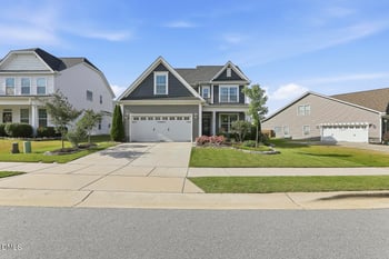 1248 Valley Dale Dr, Fuquay Varina, NC 27526