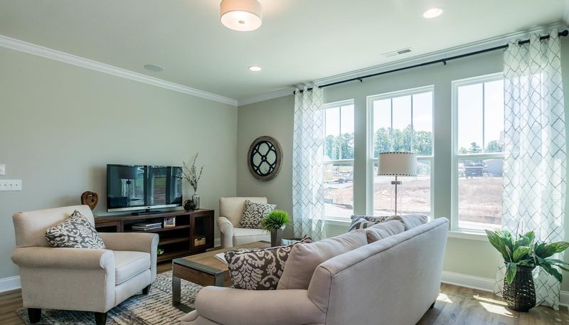 1249 Channel Drop Loop, Zebulon, NC 27597