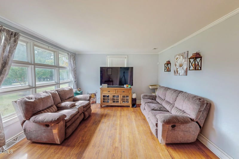 1249 Pointer St, Roxboro, NC 27573