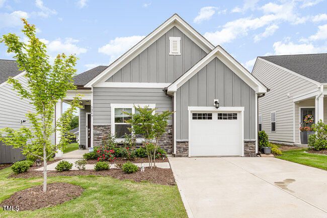 1249 White Flint Cir, Durham, NC 27703