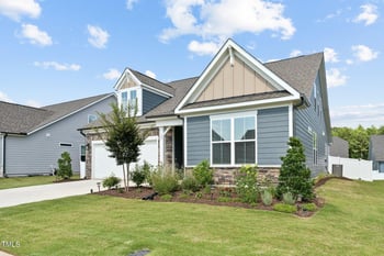125 Alumroot Rd, Holly Springs, NC 27540