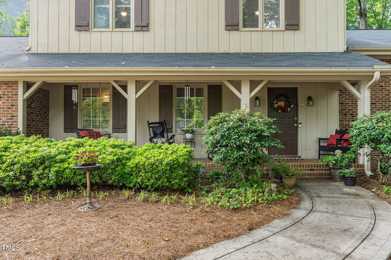 125 Amesbury Ln, Cary, NC 27511