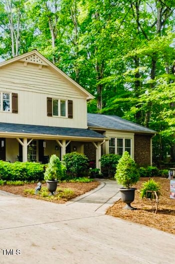 125 Amesbury Ln, Cary, NC 27511