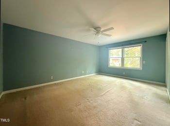 125 Amesbury Ln, Cary, NC 27511