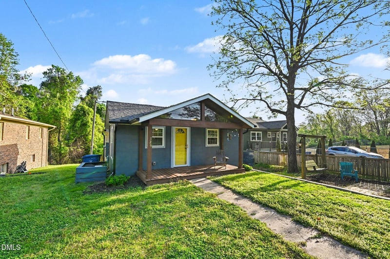 125 Barnhill St, Durham, NC 27707