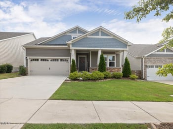 125 Blue Hydrangea Ln, Holly Springs, NC 27540