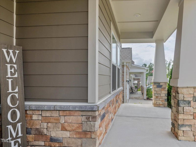 125 Blue Hydrangea Ln, Holly Springs, NC 27540