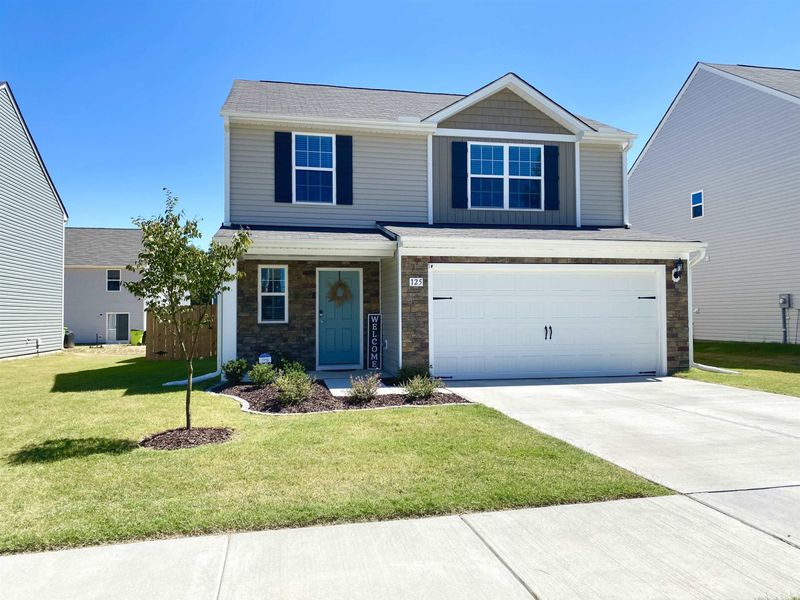 125 Brisk Dr, Zebulon, NC 27597