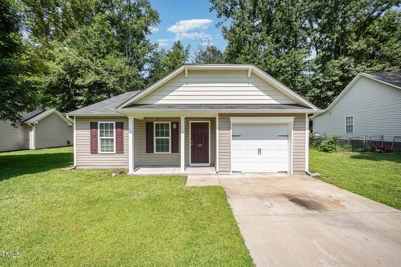 125 Brook Pl, Smithfield, NC 27577