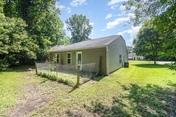 125 Brook Pl, Smithfield, NC 27577