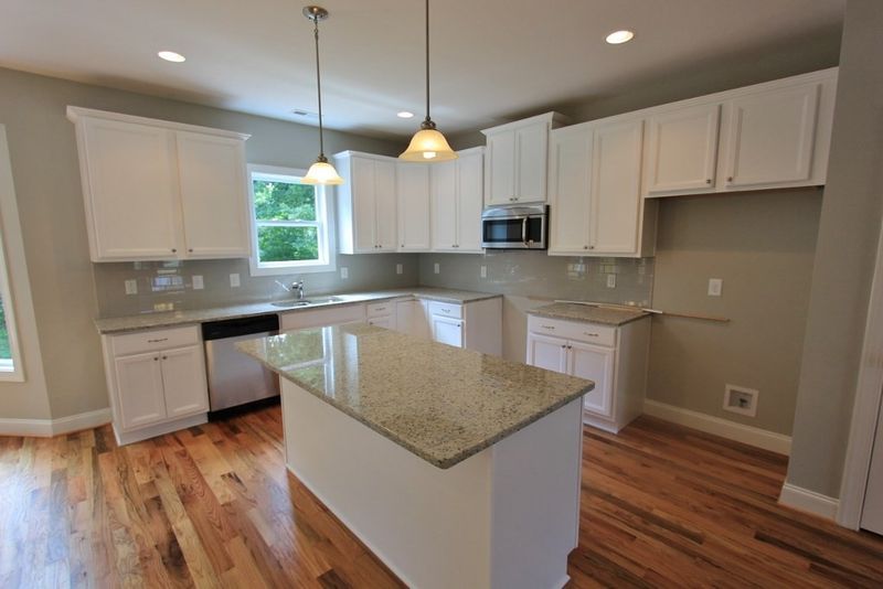 125 Canterbury Dr, Franklinton, NC 27525