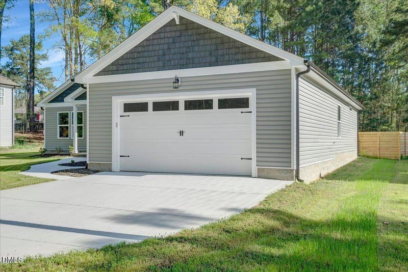 125 Davis St, Louisburg, NC 27549