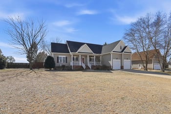 125 Dexterfield Dr, Fuquay Varina, NC 27526