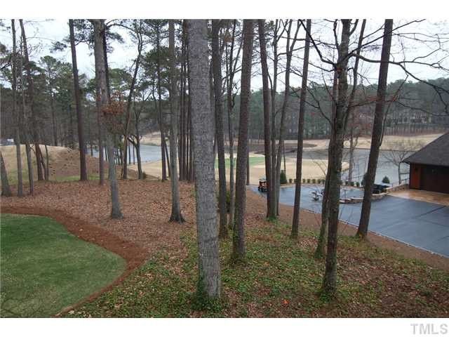 125 Dunedin Ct, Cary, NC 27511