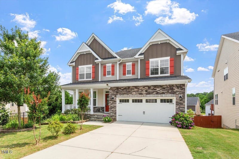 125 Durban Meadow Dr, Holly Springs, NC 27540