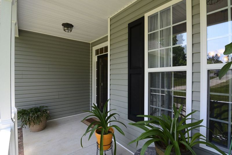 125 Eagle Point Ln, Clayton, NC 27520