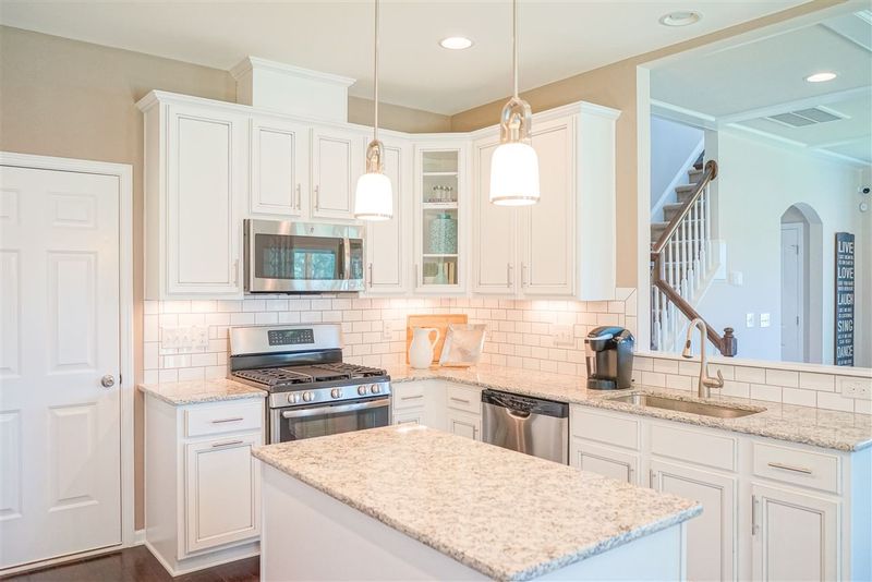 125 Edmer Ln, Garner, NC 27529