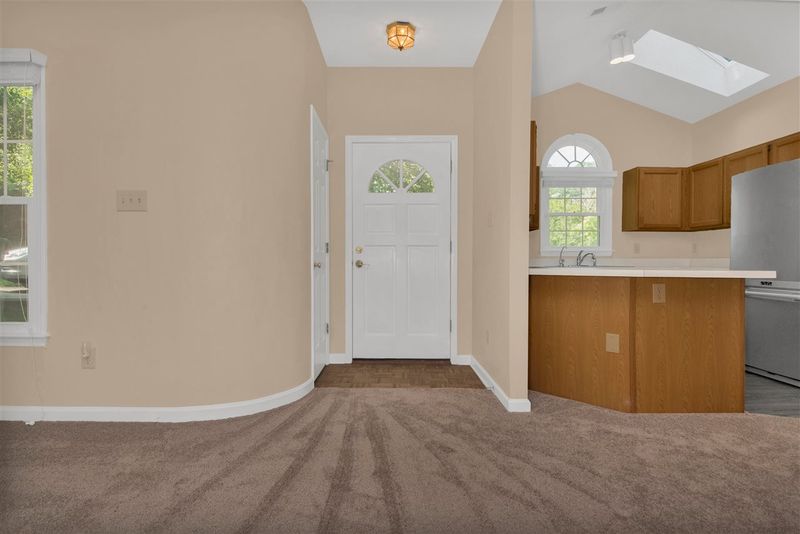 125 Ellsworth Pl, Cary, NC 27511
