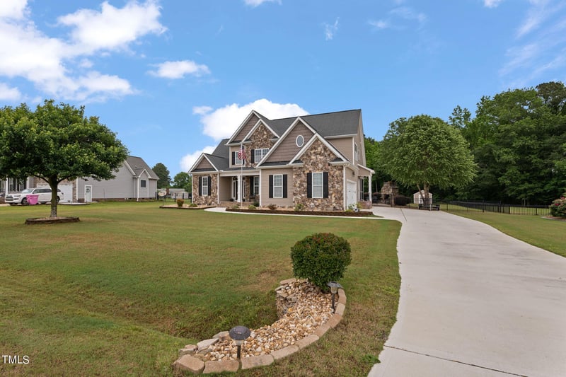 125 English Springer Dr, Angier, NC 27501