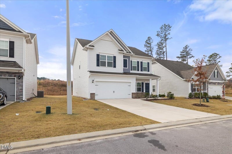 125 Flying Point Ln, Clayton, NC 27520