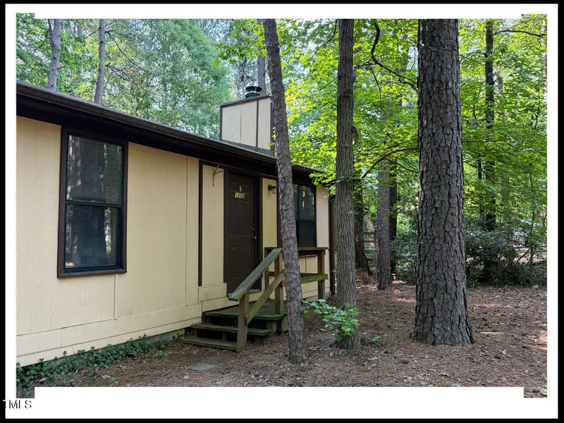 125 Forsyth Dr, Chapel Hill, NC 27517