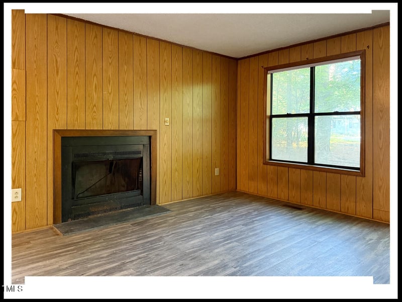 125 Forsyth Dr, Chapel Hill, NC 27517