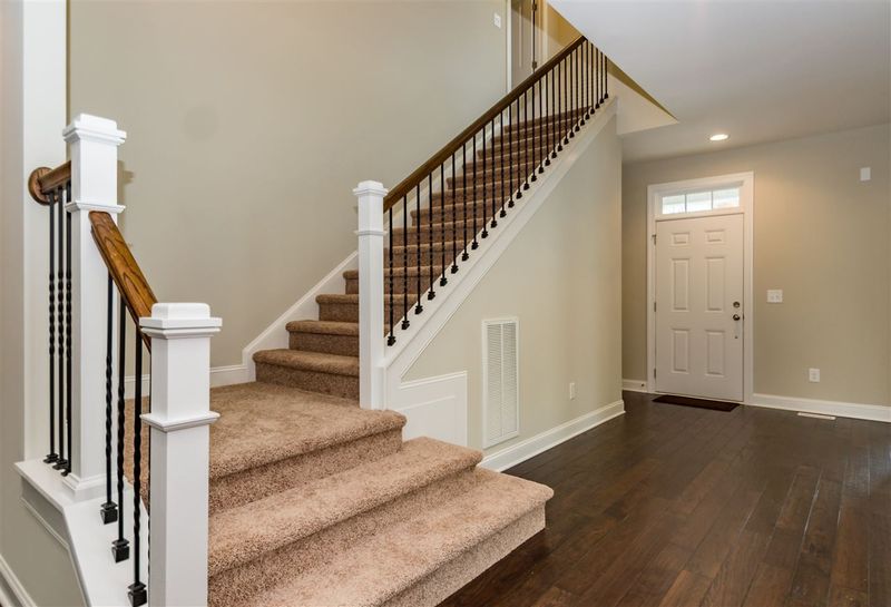 125 Foxtail Ct, Clayton, NC 27520