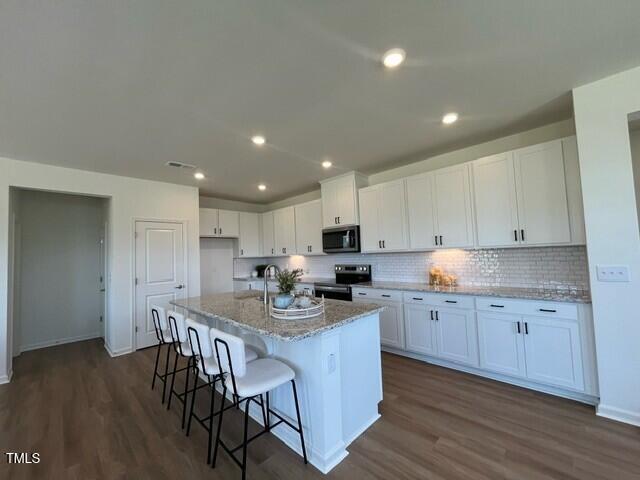 125 Fraiser Fir Way, Lillington, NC 27546
