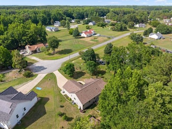 125 Garnet Ln, Clayton, NC 27520